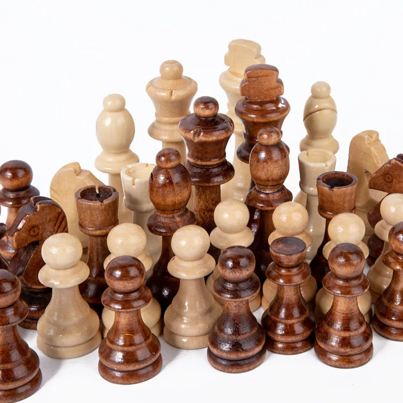 Piezas de ajedrez de madera, f - Board Game Queen reseña y precio