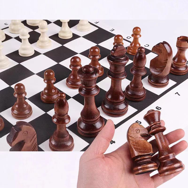 Juego de ajedrez de madera de  - Board Game Queen reseña y precio